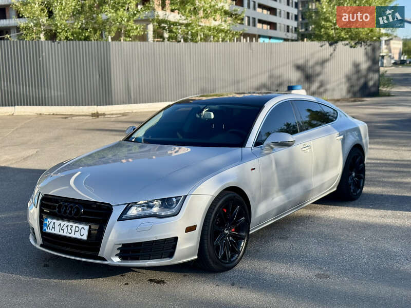 Лифтбек Audi A7 Sportback 2012 в 
