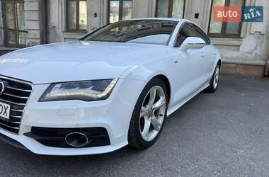 Лифтбек Audi A7 Sportback 2012 в 