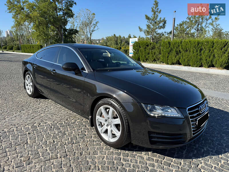 Лифтбек Audi A7 Sportback 2010 в Днепре