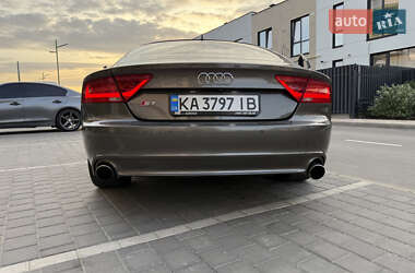 Лифтбек Audi A7 Sportback 2011 в 