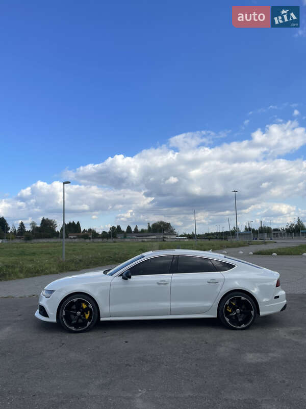 Лифтбек Audi A7 Sportback 2015 в Львове