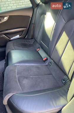 Лифтбек Audi A7 Sportback 2015 в 