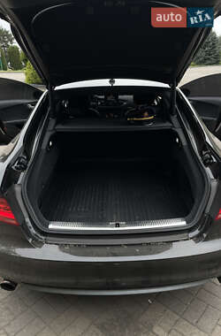 Лифтбек Audi A7 Sportback 2011 в 