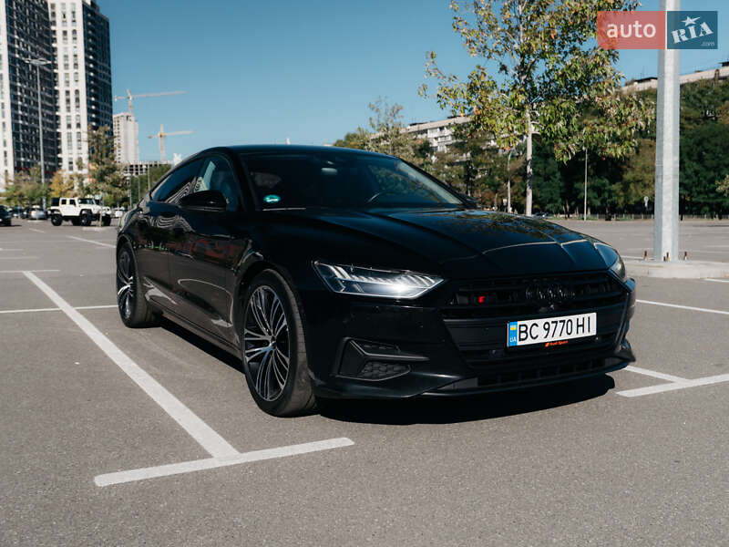 Лифтбек Audi A7 Sportback 2018 в Киеве
