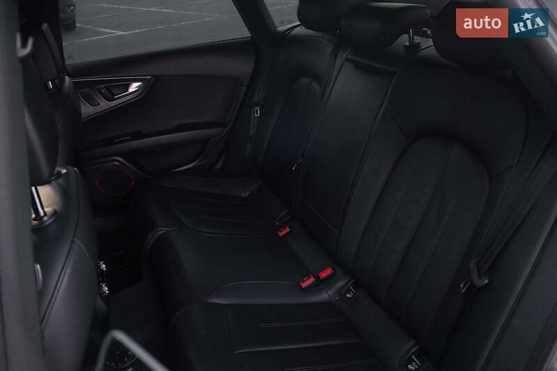 Лифтбек Audi A7 Sportback 2017 в Черновцах