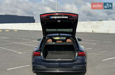 Лифтбек Audi A7 Sportback 2022 в 