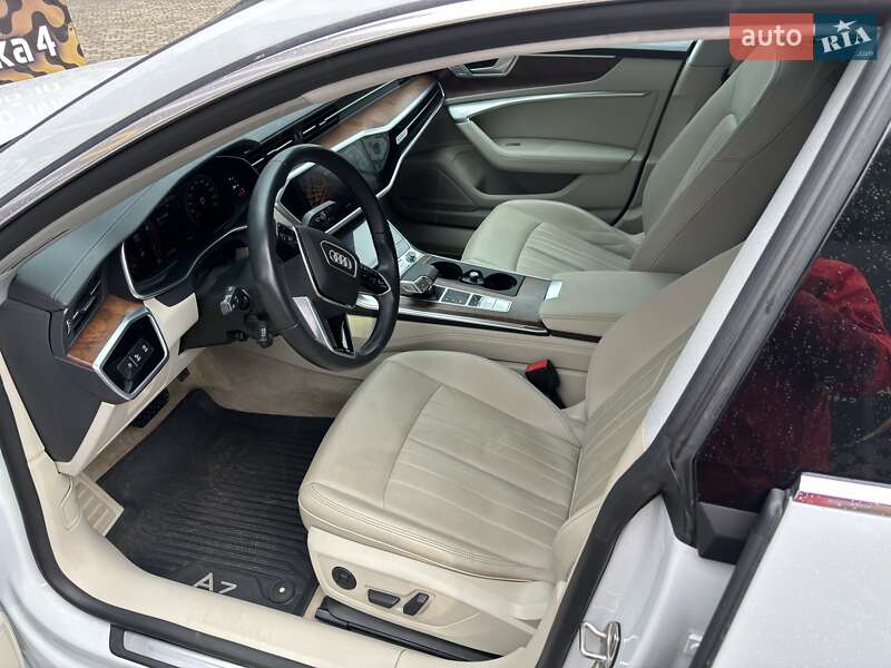 Лифтбек Audi A7 Sportback 2022 в Львове