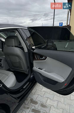 Лифтбек Audi A7 Sportback 2013 в 