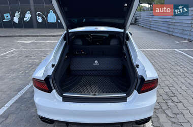 Лифтбек Audi A7 Sportback 2017 в 
