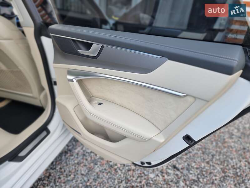 Лифтбек Audi A7 Sportback 2018 в Киеве