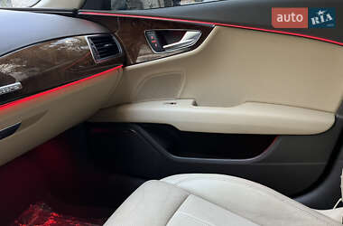 Лифтбек Audi A7 Sportback 2013 в 