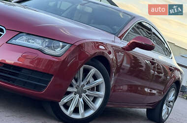 Лифтбек Audi A7 Sportback 2012 в 