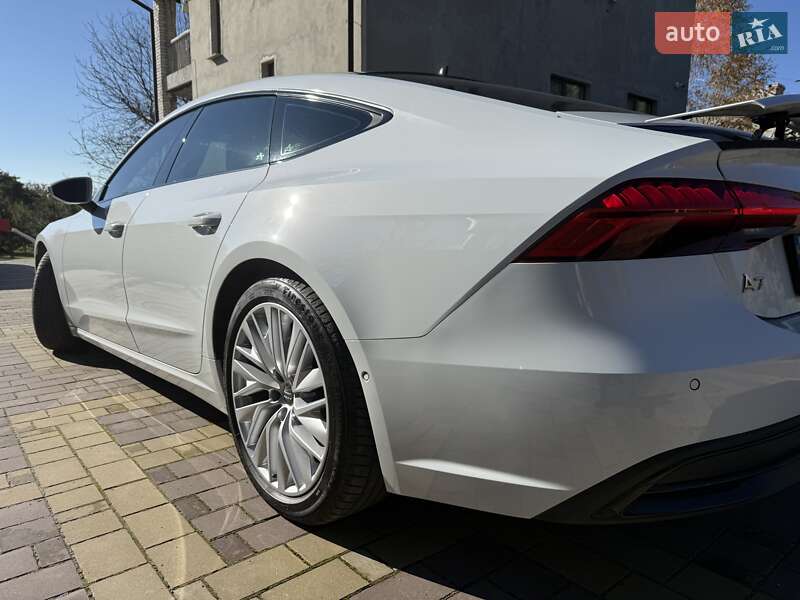 Лифтбек Audi A7 Sportback 2018 в Киеве