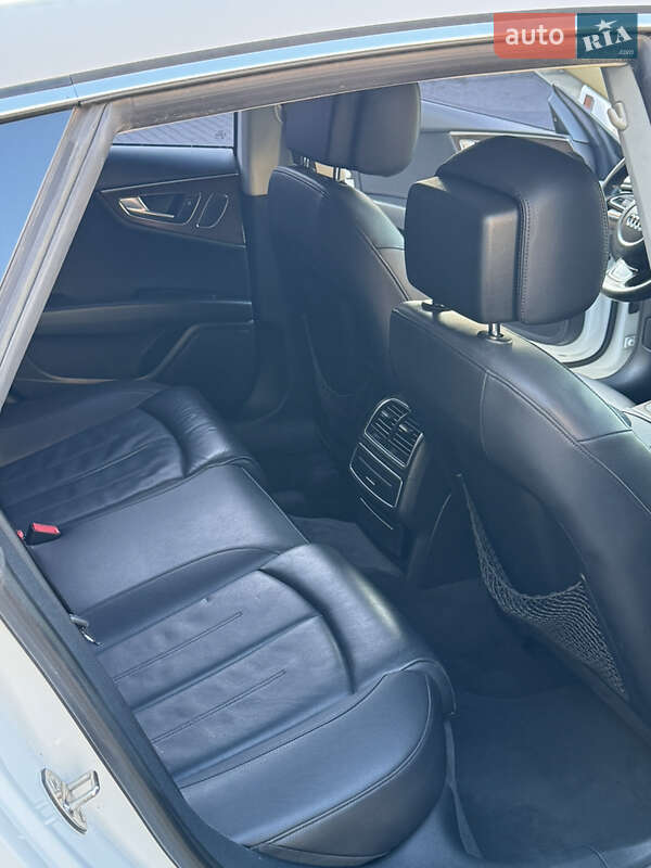 Лифтбек Audi A7 Sportback 2014 в Владимире фото 69 Лифтбек Audi A7 Sportback 2014 в Владимире