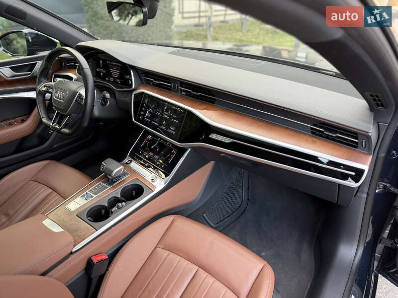 Лифтбек Audi A7 Sportback 2022 в Львове