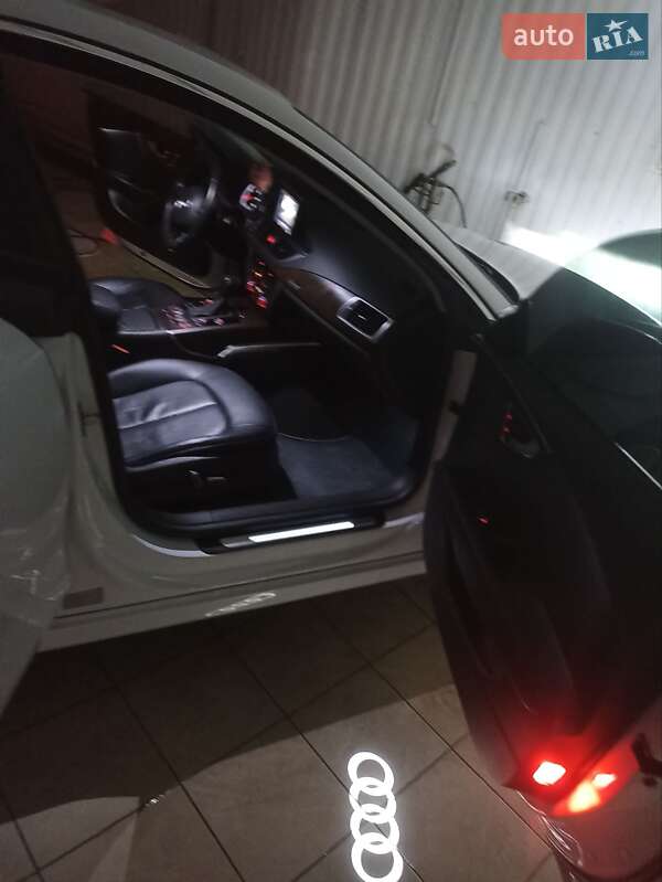 Ліфтбек Audi A7 Sportback 2015 в Дніпрі фото 17 Ліфтбек Audi A7 Sportback 2015 в Дніпрі