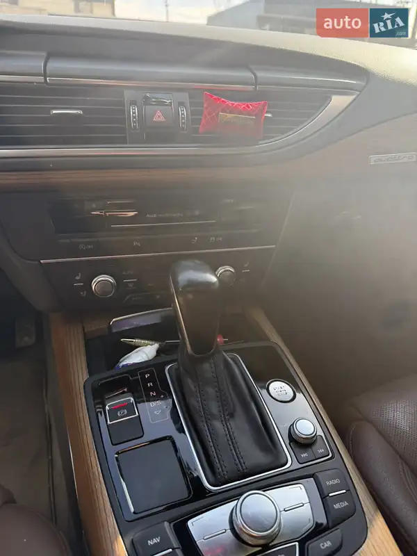 Audi A7 Sportback 2014 VIN WAU2GAFC3GN000676 фото оголошення 13 з 72