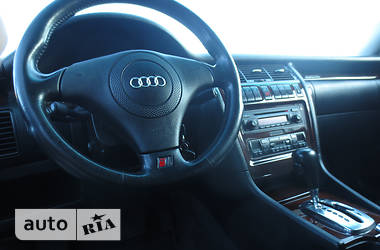 Седан Audi A8 1998 в 