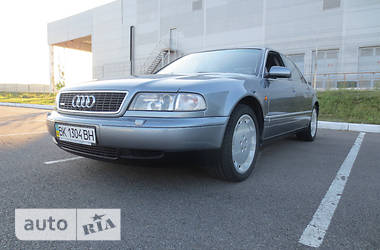 Седан Audi A8 1998 в 