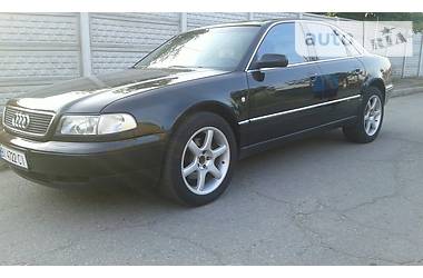 Седан Audi A8 1995 в Полтаве