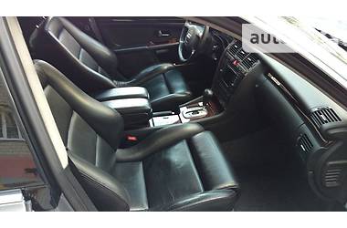 Седан Audi A8 2000 в Черновцах