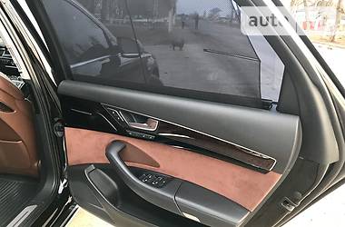 Седан Audi A8 2012 в Харькове