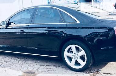 Седан Audi A8 2011 в Житомире