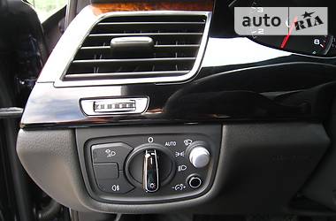 Седан Audi A8 2016 в 