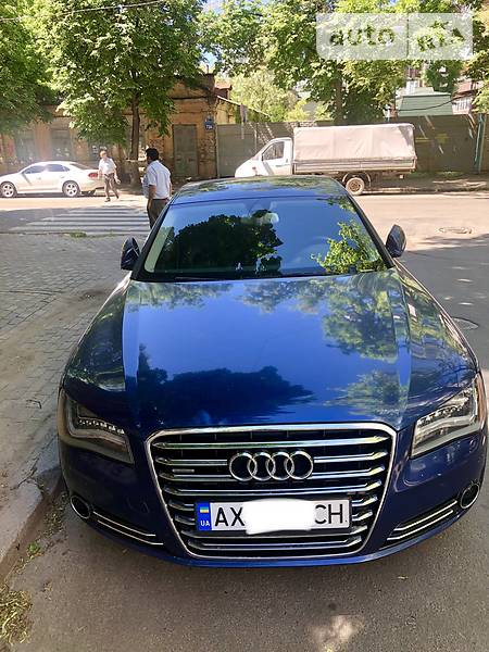 Седан Audi A8 2012 в Харькове