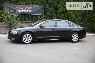 Седан Audi A8 2012 в Киеве