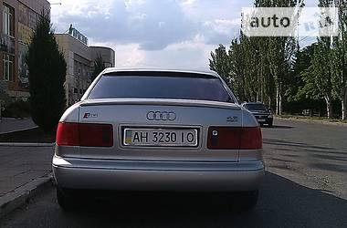 Седан Audi A8 1995 в Дружковке