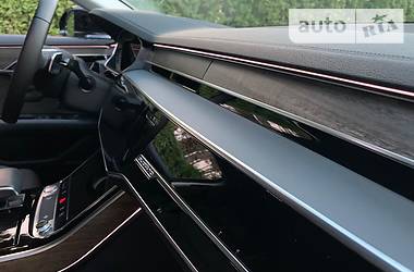 Седан Audi A8 2018 в Киеве