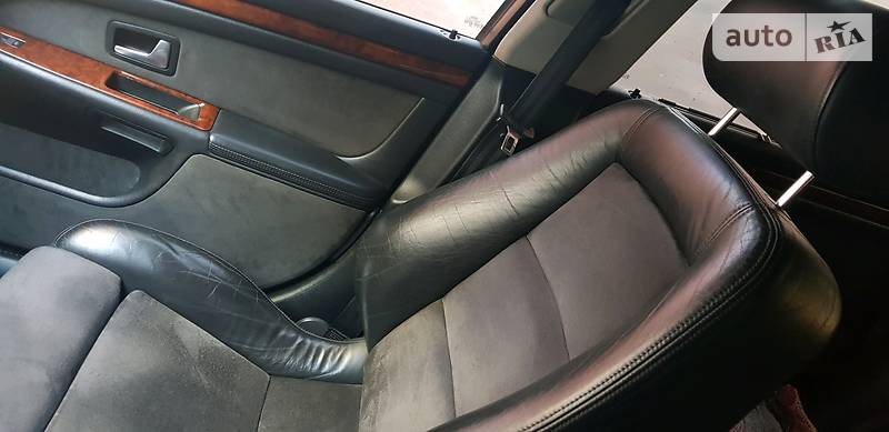 Седан Audi A8 2001 в Одессе