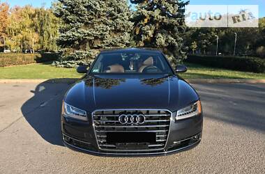 Седан Audi A8 2016 в 