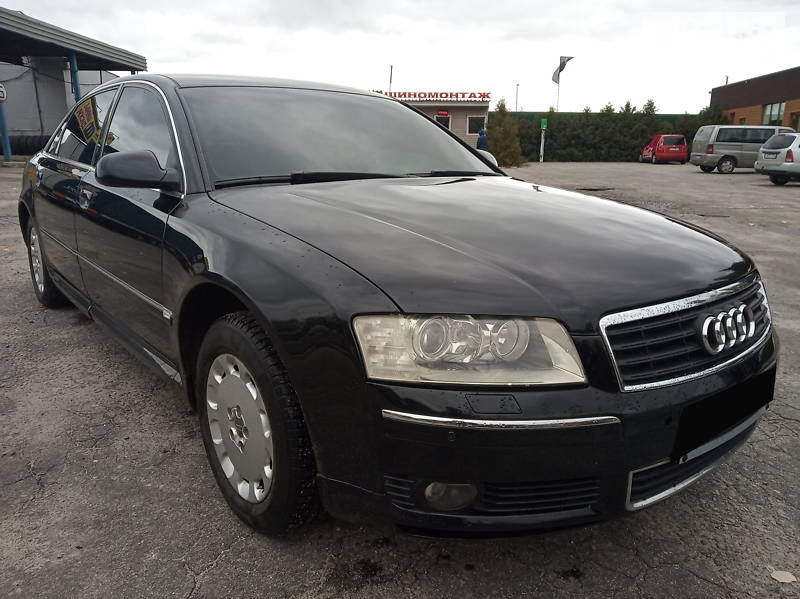 Седан Audi A8 2004 в Харькове