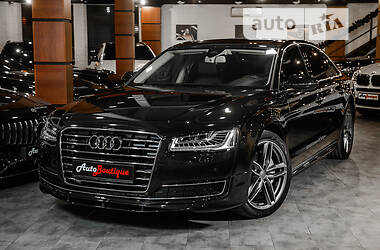 Седан Audi A8 2017 в Одесі