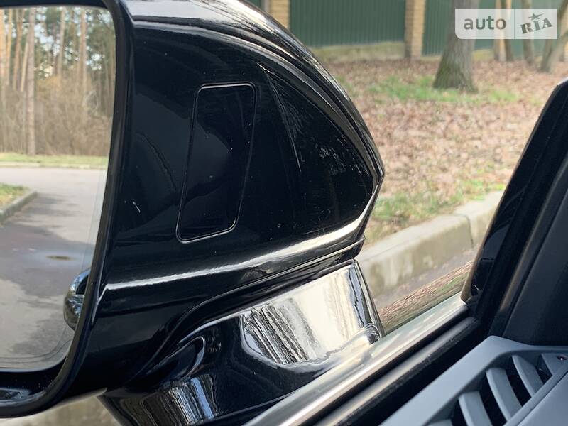Седан Audi A8 2019 в Києві