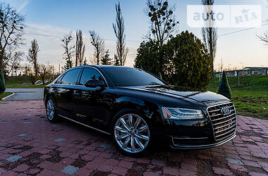 Седан Audi A8 2016 в 