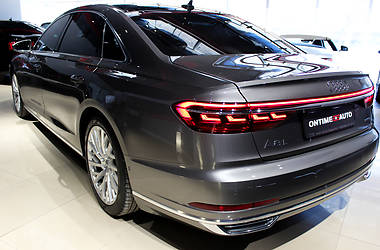 Седан Audi A8 2017 в 