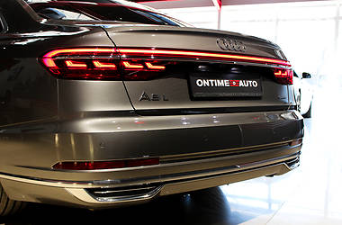 Седан Audi A8 2017 в 