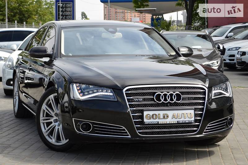 Седан Audi A8 2012 в Одесі