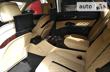 Седан Audi A8 2013 в Києві