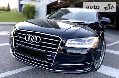 Седан Audi A8 2016 в Киеве