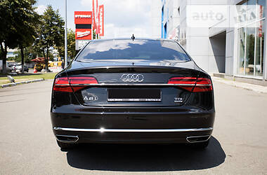 Седан Audi A8 2017 в Киеве