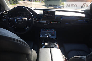 Седан Audi A8 2015 в Тернополе