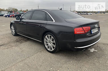 Седан Audi A8 2013 в Киеве