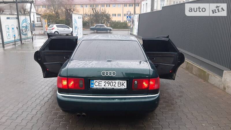 Седан Audi A8 2000 в Черновцах