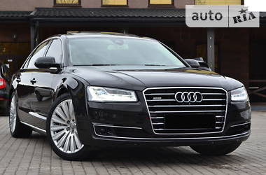 Внедорожник / Кроссовер Audi A8 2015 в Ровно