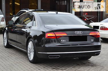 Внедорожник / Кроссовер Audi A8 2015 в Ровно