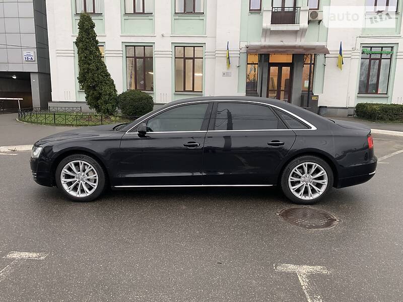 Седан Audi A8 2012 в Киеве